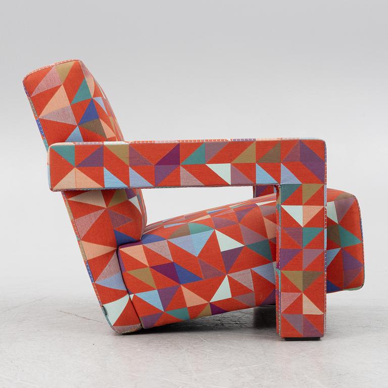 Gerrit Rietveld, armchair, "Utrecht", Cassina.
