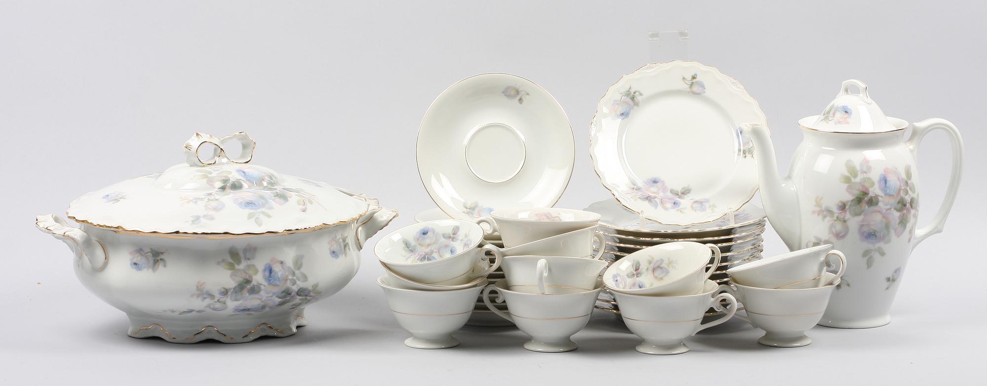 MAT- OCH KAFFESERVIS, 70 delar, porslin, C.T. Altvasser Slesia.