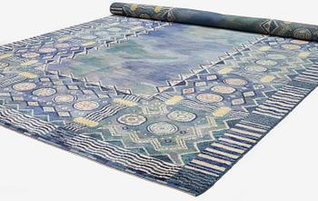 Margareta Sundbom Eichenholz, a knotted pile, 'Skogen och älven' carpet, Gävleborgs Läns Hemslöjdsförening, c. 710 x 384 cm.