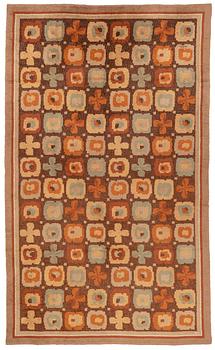 384. Otto Schulz, a carpet, 'Knut-Bo matta', flossa, c 500 x 301 cm, Bo-textiles, Boet, Gothenburg, signed.