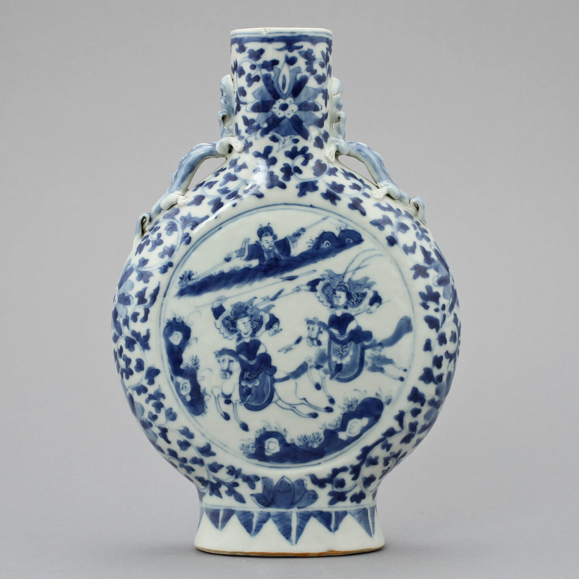 PILGRIMSKRUS, porslin, Kina, 1800/1900-tal.