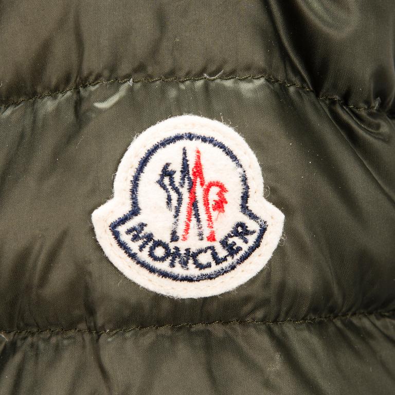 Moncler DAMJACKA i storlek 5.
