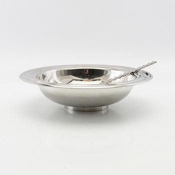 Jan Johansson, serving bowl with spoon Orrefors Jernverk 2006.