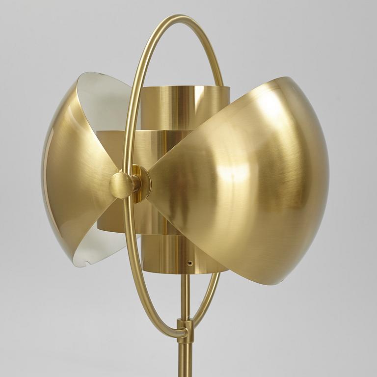 Louis Weisdorf, golvlampa, "Multi-Lite", Gubi, designad av Louis Weisdorf.