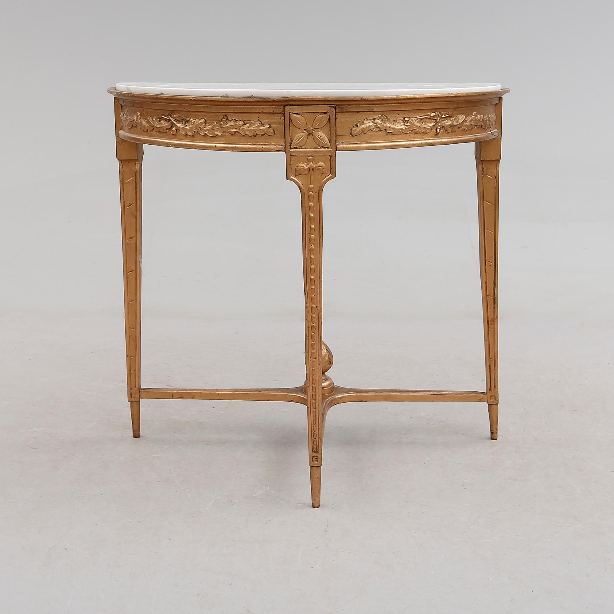 KONSOLBORD, gustaviansk stil, 1900-talets första hälft.