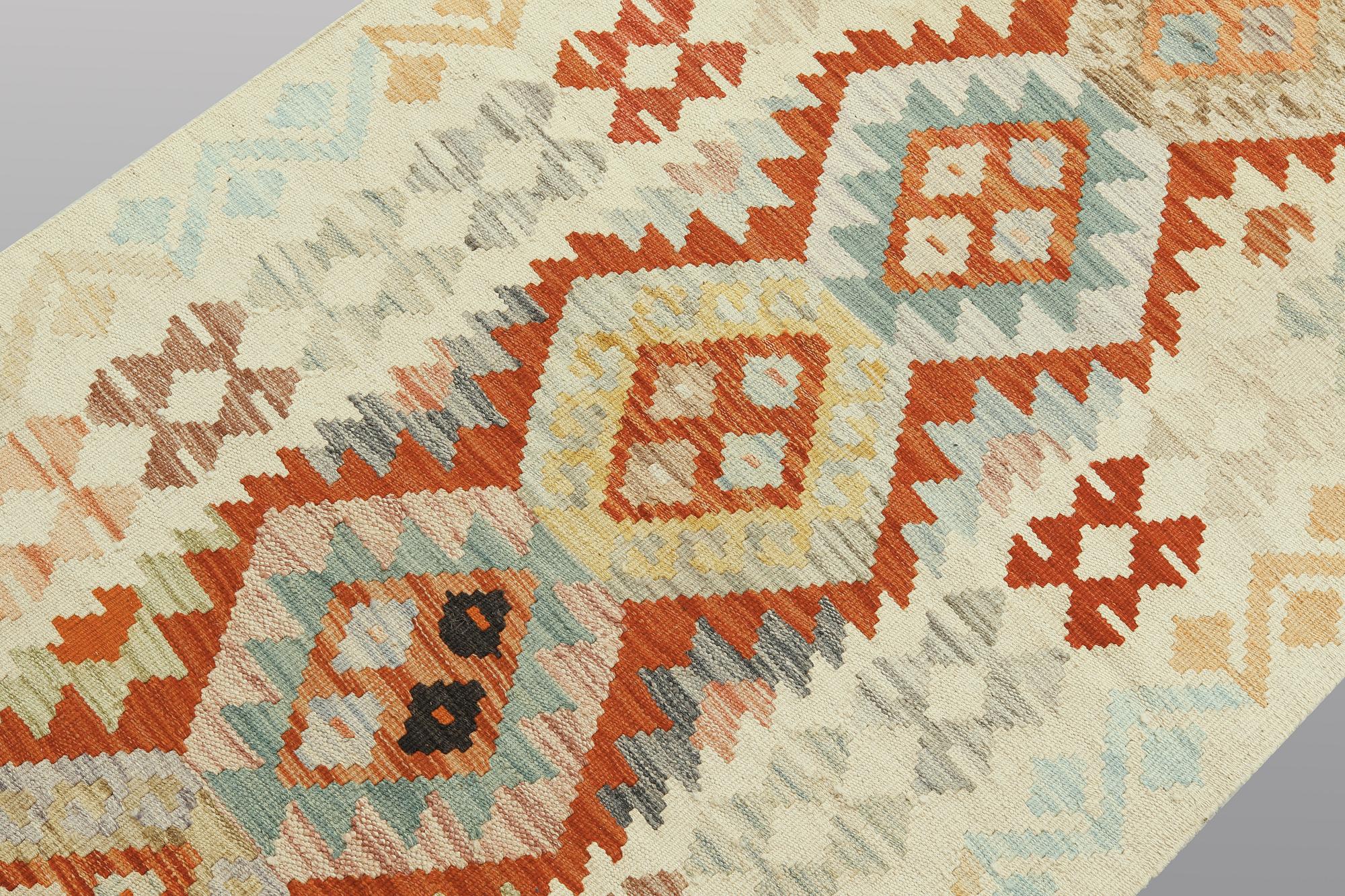 Gallerimatta, Kelim, ca 303 x 84 cm.