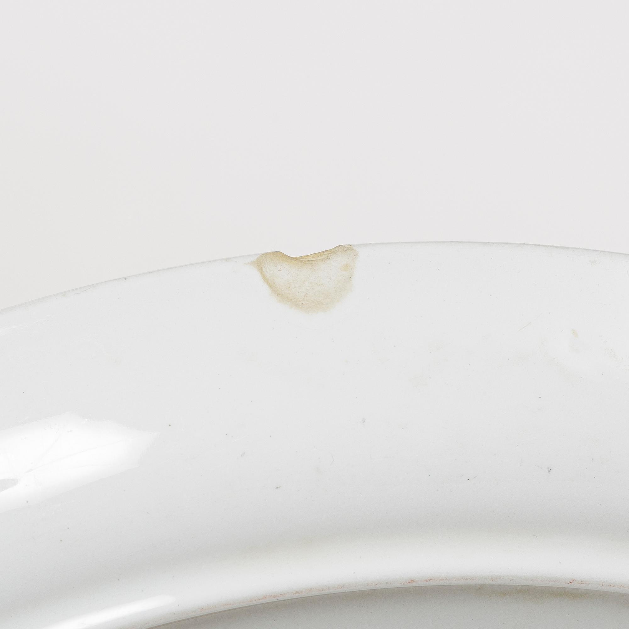 Stig Lindberg, a 77 pieces bone china and stoneware service, "Berså", Gustavsberg.