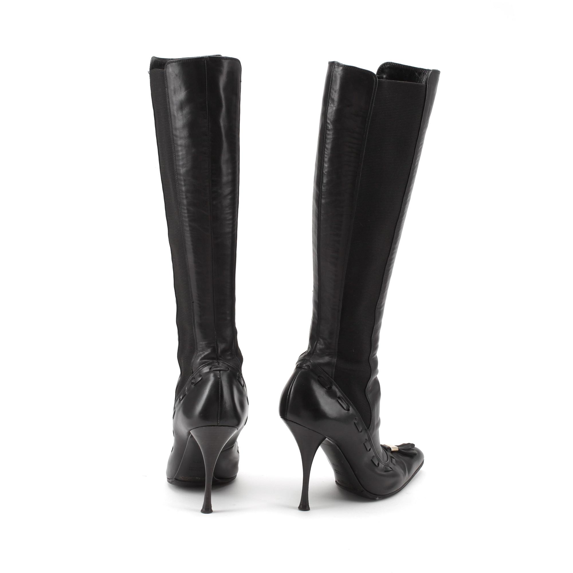 YVES SAINT LAURENT, ett par stövlar. Storlek 37,5.