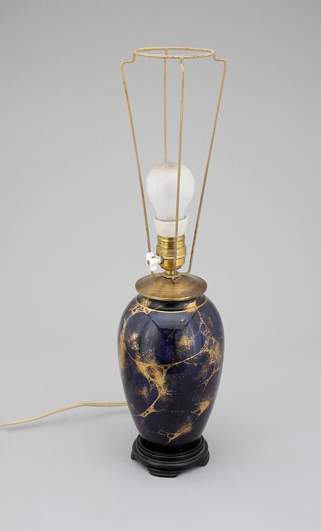 VAS/BORDSLAMPA, ett par, Frankrike, 1800/1900-tal.