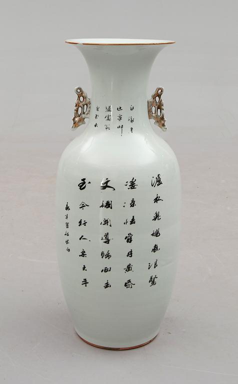 GOLVVAS, porslin, Kina, 1800-/1900-tal.