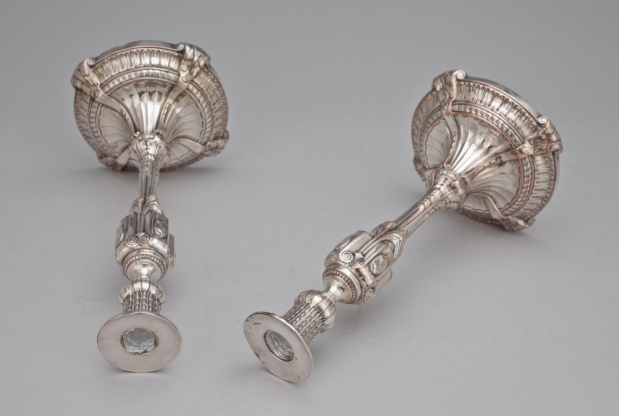 LJUSSTAKAR, ett par, pläter, Louis XVI-stil, 1800-tal.