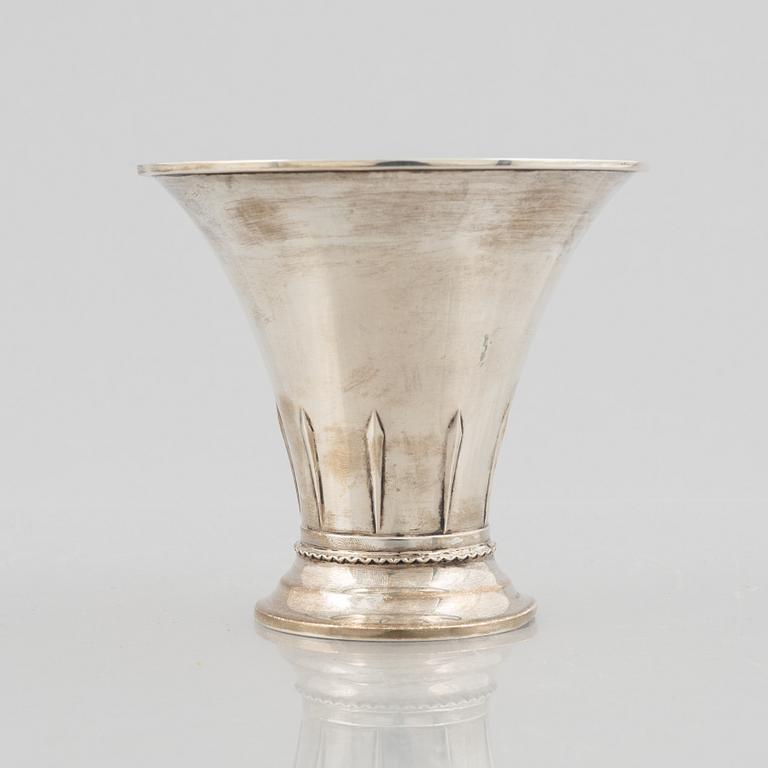 CG Hallberg, bägare, silver, Stockholm 1930.