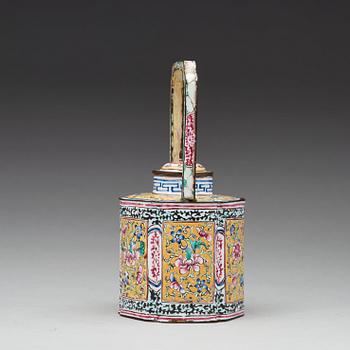 An enamel on copper tea pot with cover, Qing dynasty, 19th Century.