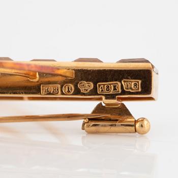 Brooch, Stigbert, Engelbert, 18K gold with synthetic white stones.