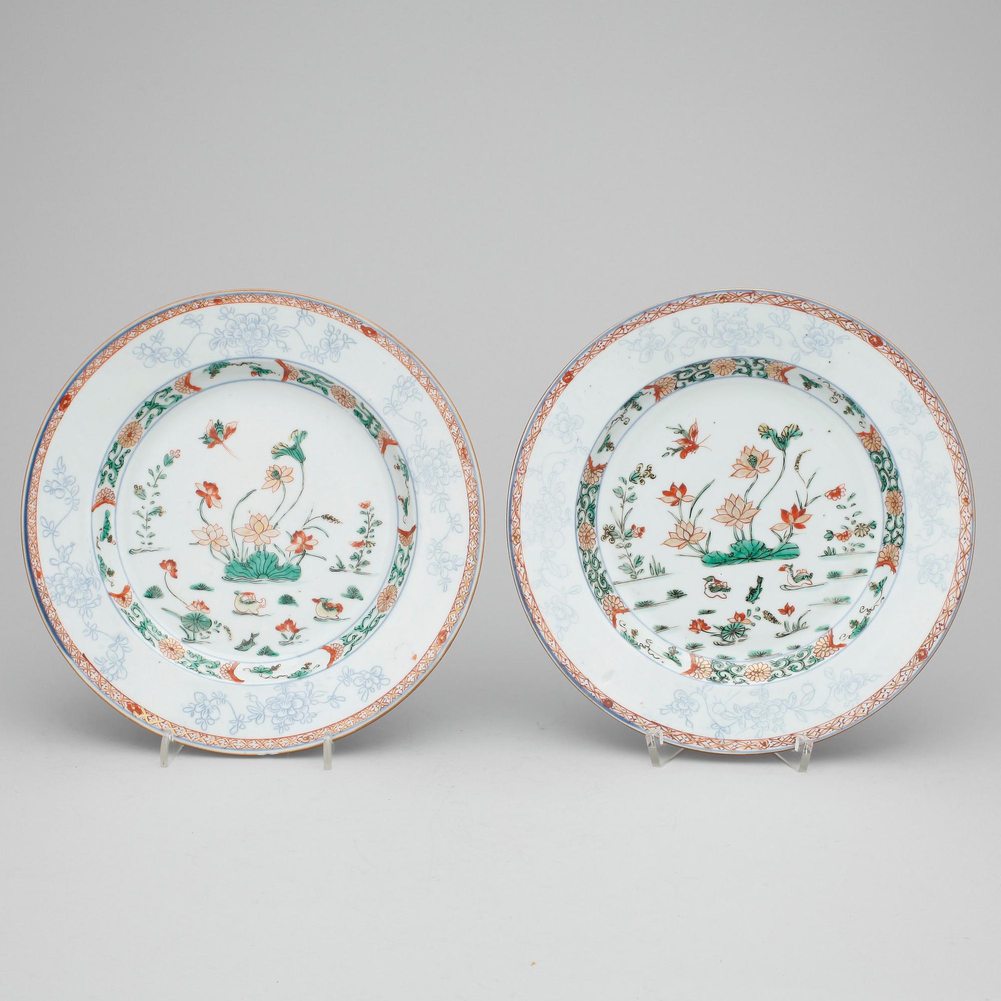 TALLRIKAR, 4 st, porslin, Qingdynastin, Qianlong (1736-95).