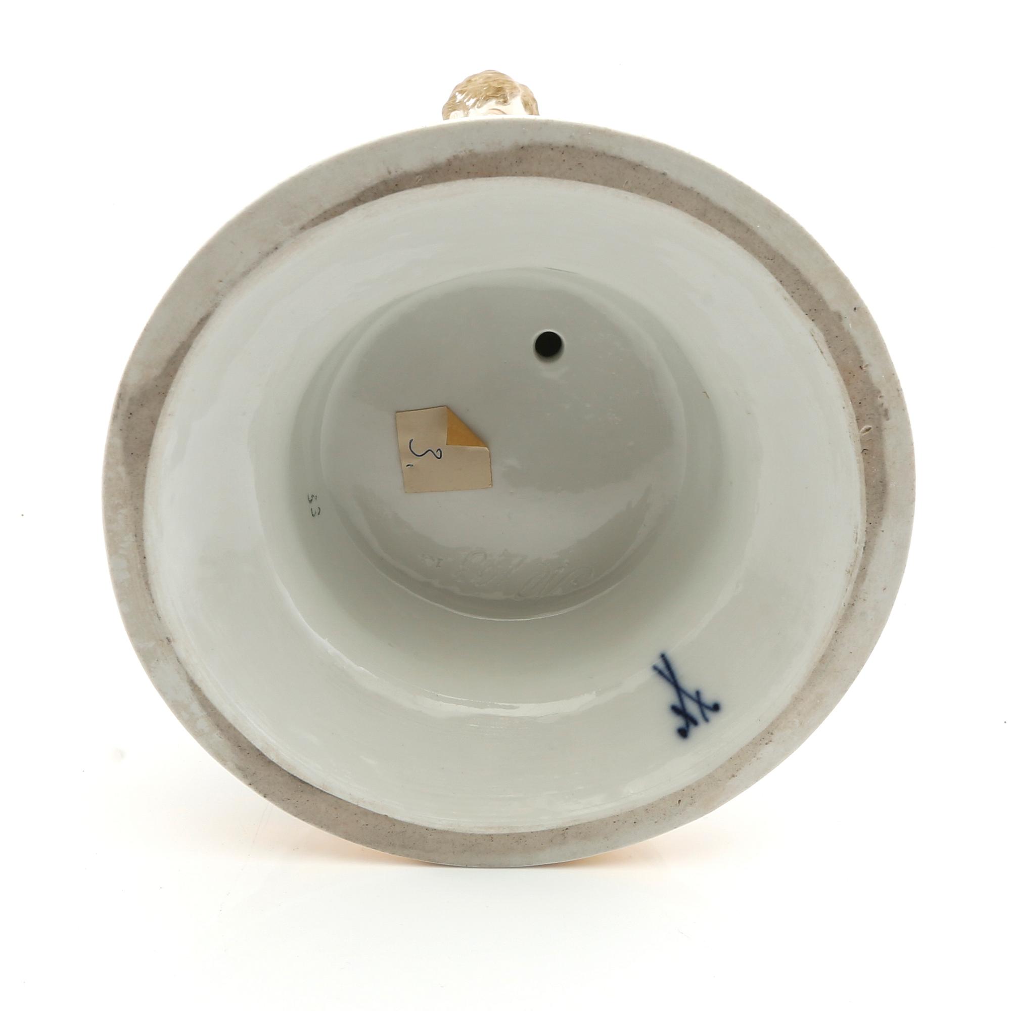 Robert Ockelmann figurin Meissen ca 1880-1903 porslin.