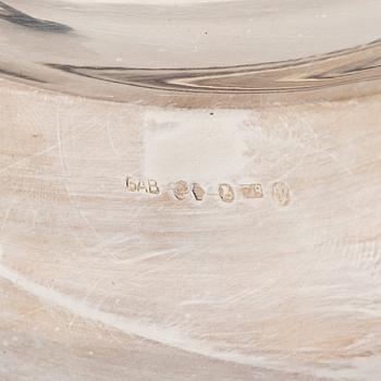 Silverföremål, 26 st, bland annat fat, GAB Guldsmedsaktiebolaget Stockholm, 1950.