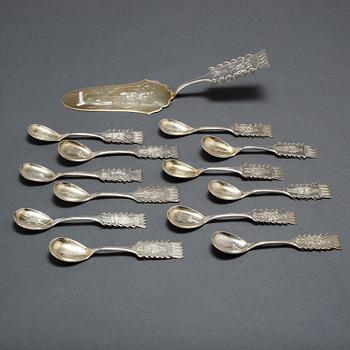 A SILVER CAKE KNIFE AND 12 COFFEE SPOONS, samian, second half of the 20th century.
