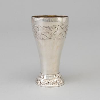 A Swedish Art Nouveau silver beaker, maker's mark K Anderson, Stockholm, 1917.