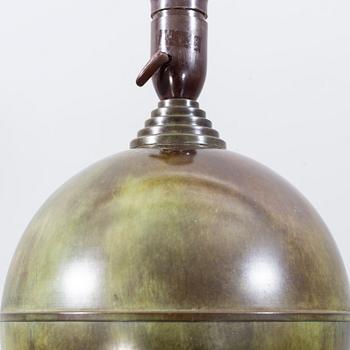 BORDSLAMPA, 1900-talets första hälft.