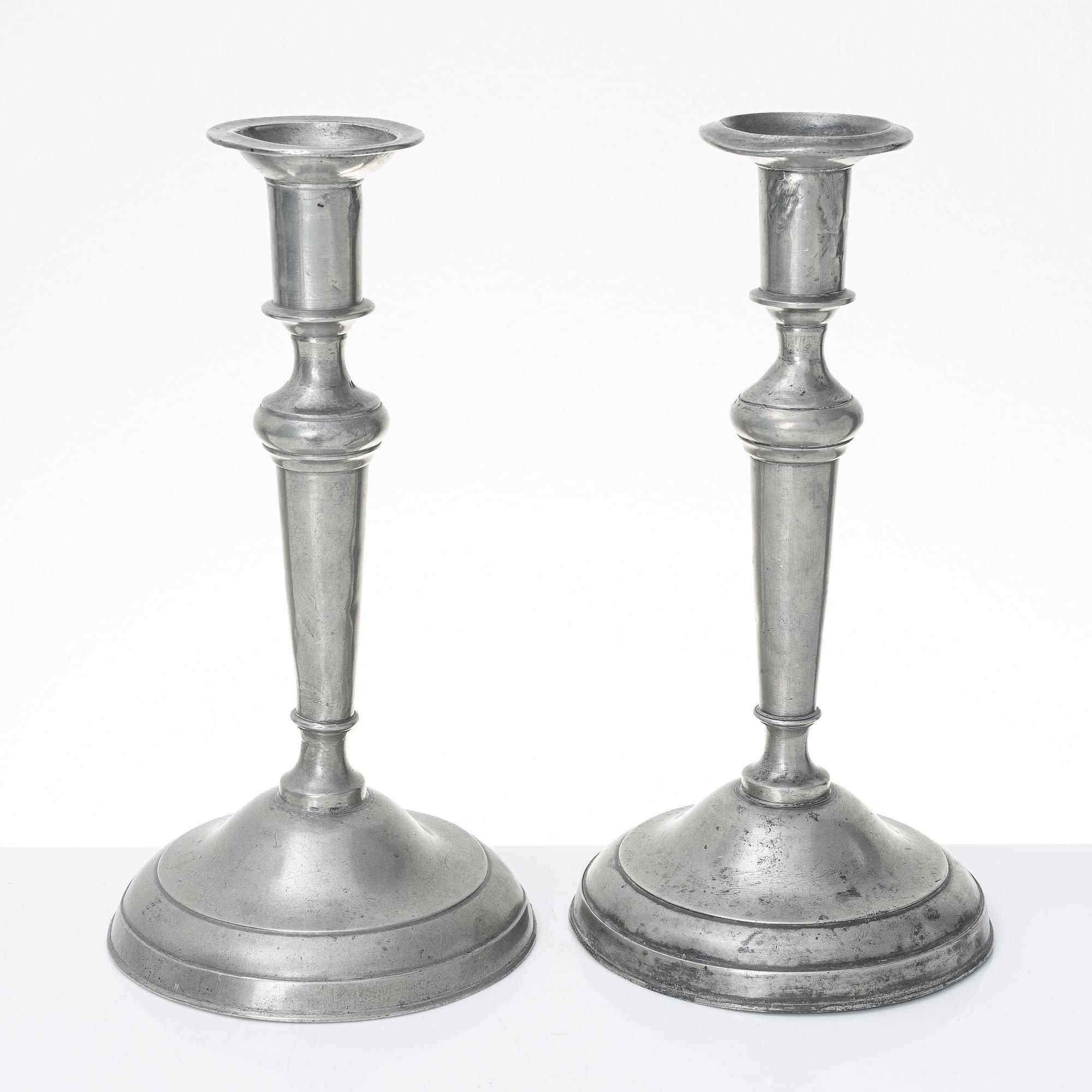 Ljusstakar, 2 par, tenn, bl.a. Israel Berglund, Malmö, 1800-tal.