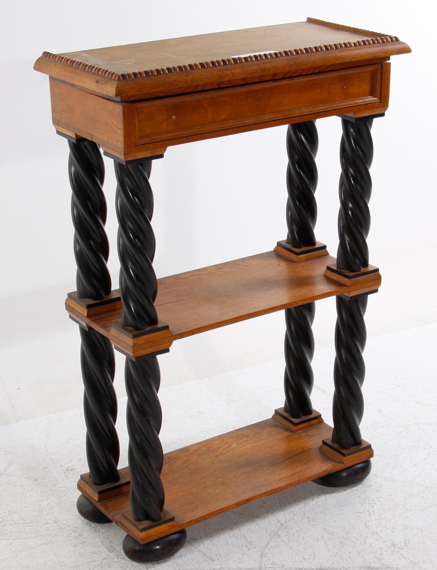 HYLLA, barockstil, 1800-tal.