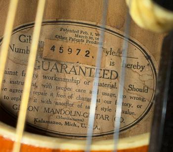 Gibson, mandolin, "A4", USA, 1918.