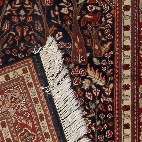 MATTA, orient, ca 180 x 122 cm.