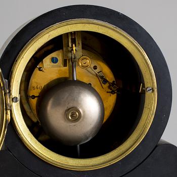 BORDSPENDYL, Japy Freres & Cie, Paris, sent 1800-tal.
