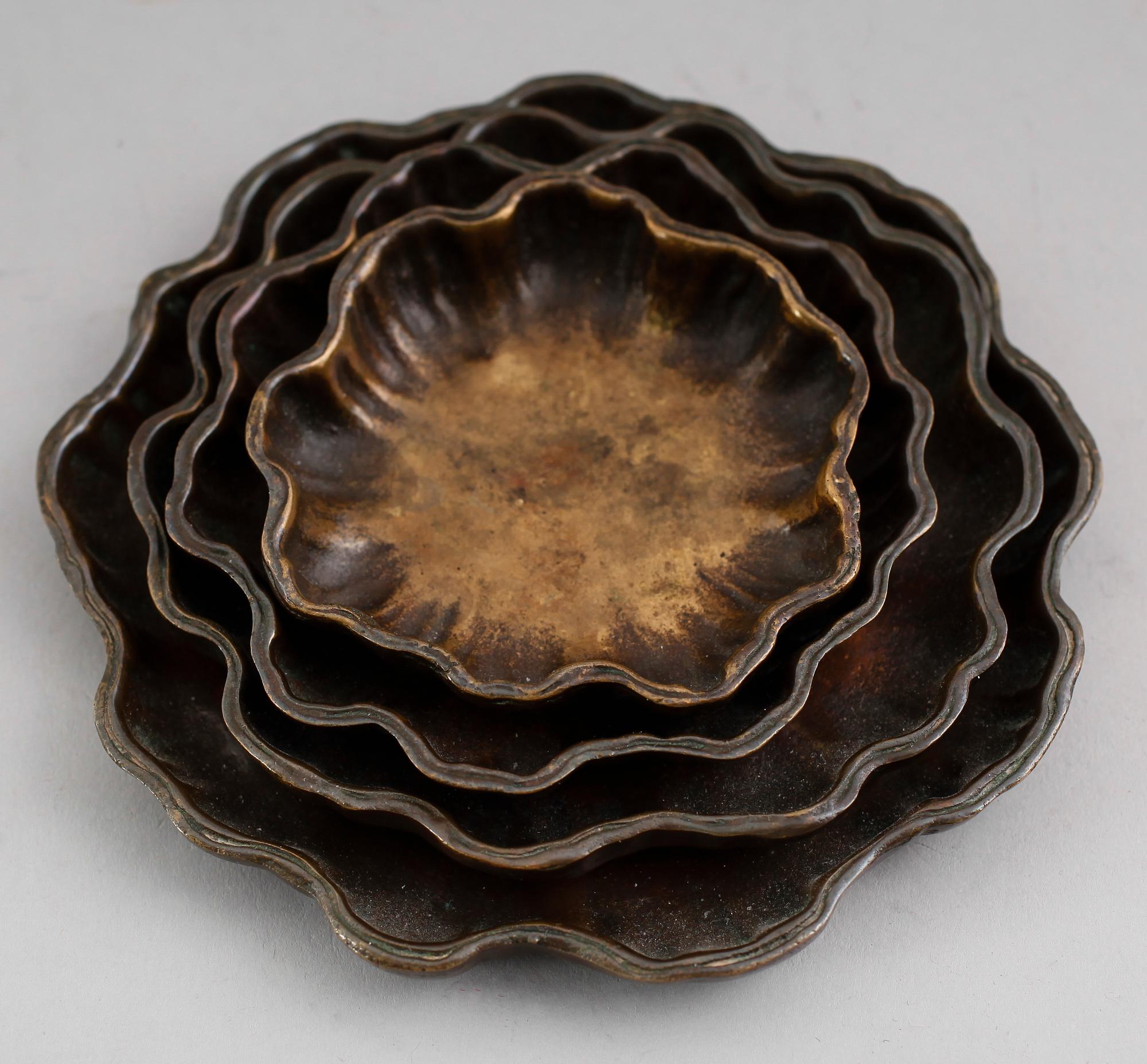 ASKFAT, 4 st, brons, Tiffany Studios, New York, 1900-talets första hälft.