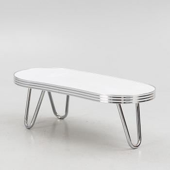 A coffee table, late 20th Century.