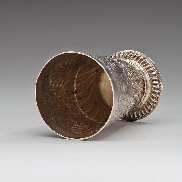 BÄGARE med lock, av Carl Wilhelm Hartman, Breslau 1710-1712.