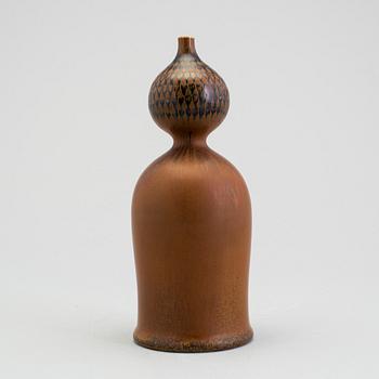 STIG LINDBERG, a stoneware vase, Gustavsberg 1960s.