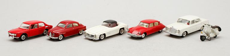 SAMLING LEKSAKSMODELLER, 6 delar, Tekno samt Corgi Toys.