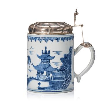 1180. A blue and white Chinese Export silver mounted tankard, Qing dynasty, Qianlong (1736-95). Bergen, Norway 1783.