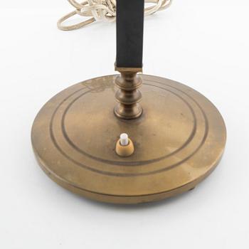 Harald Notini, bordslampa, modell "6942", Arvis Böhlmarks Lampfabrik, 1930-tal.