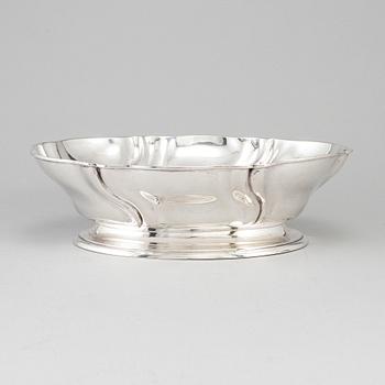 A Danish early 20th century silver bowl/jardiniere, marked Copenhagen 1920.