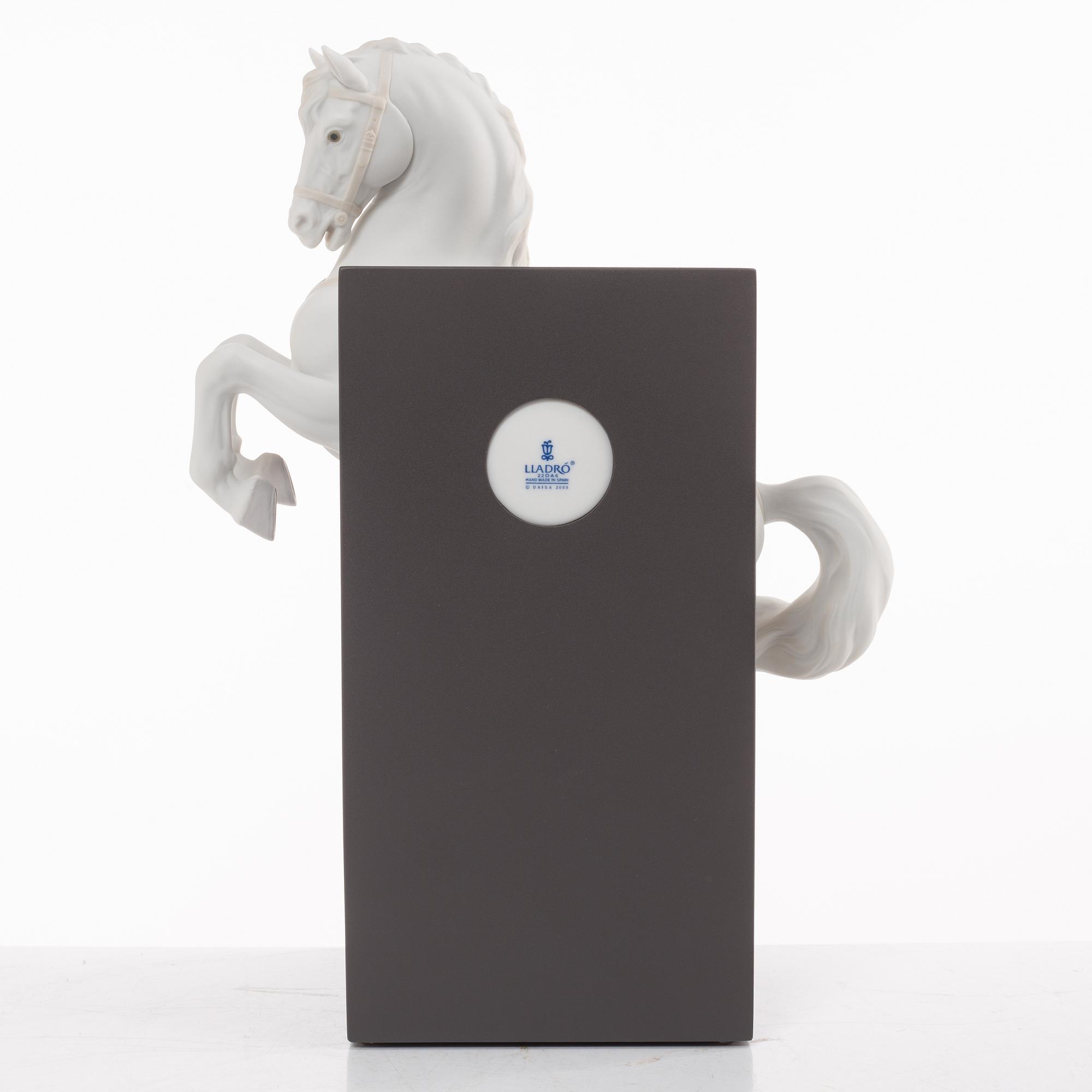 Lladró, figurine, "Horse on Courbette", Spain.