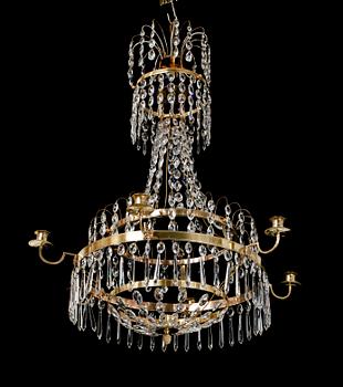 LJUSKRONA, sengustaviansk, 1800-talets första hälft. Höjd ca 85 cm.