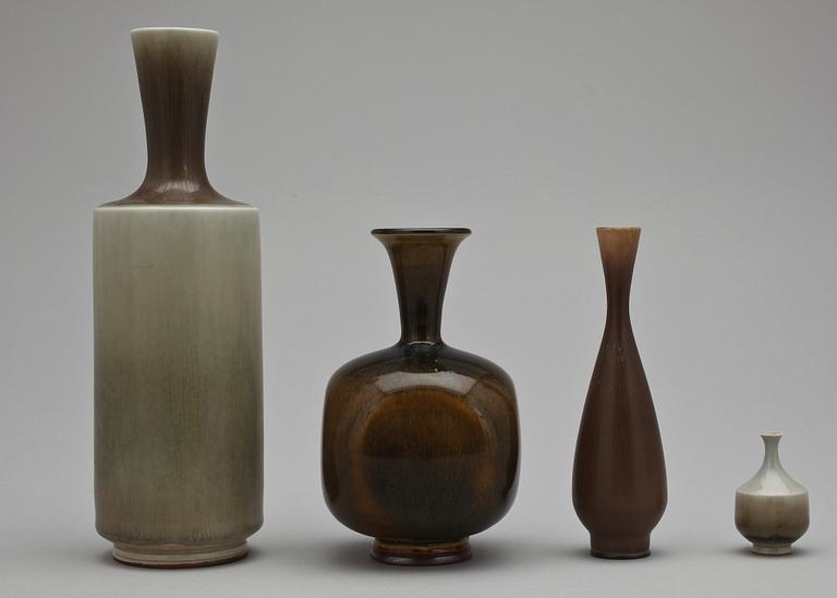 VASER, 3 st, stengods, Berndt Friberg Gustavsberg Studio, 1900-talets andra hälft.
