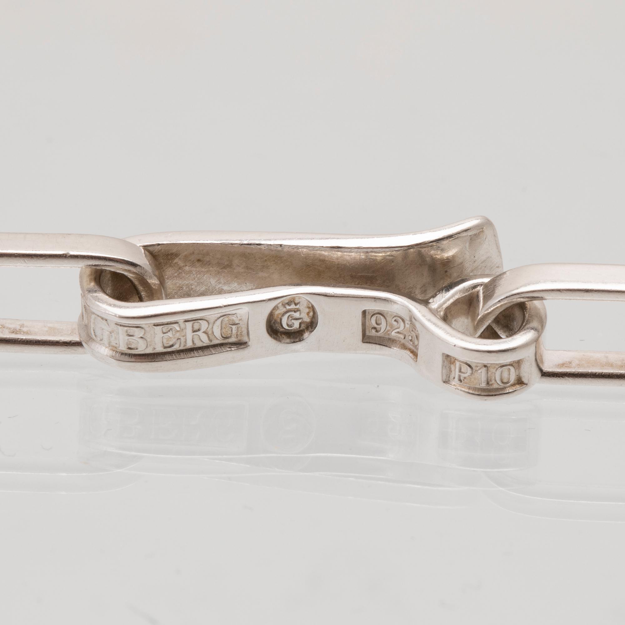 A silver necklace by Sven-Erik Högberg, Gothenburg 1989.