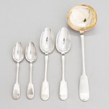 A Russian silver soup ladle and two pairs of silver spoons, Moscow 1874 and Saint Petersburg 1868 and 1887.