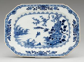 10. STEKFAT, kompaniporslin. Qing dynastin, Qianlong (1736-95).