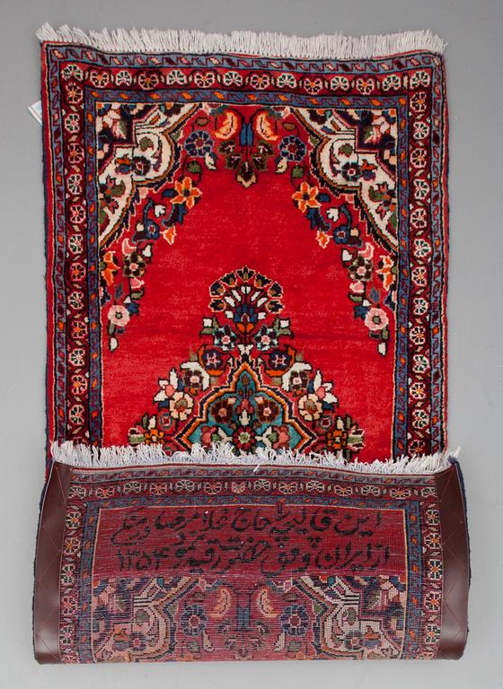 MATTA, Sarouk, old, ca 130x64 cm.