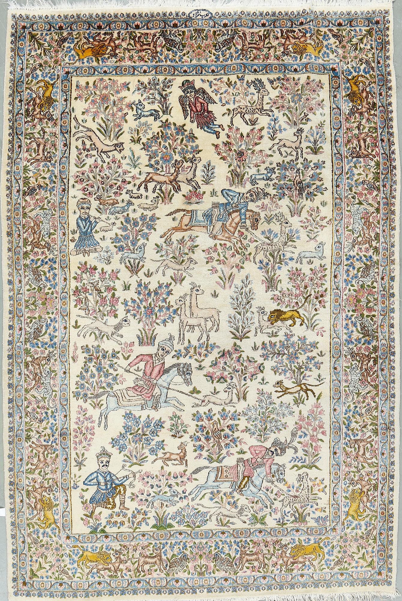 MATTA, old Kirman figural. Ca 278 x 183 cm.
