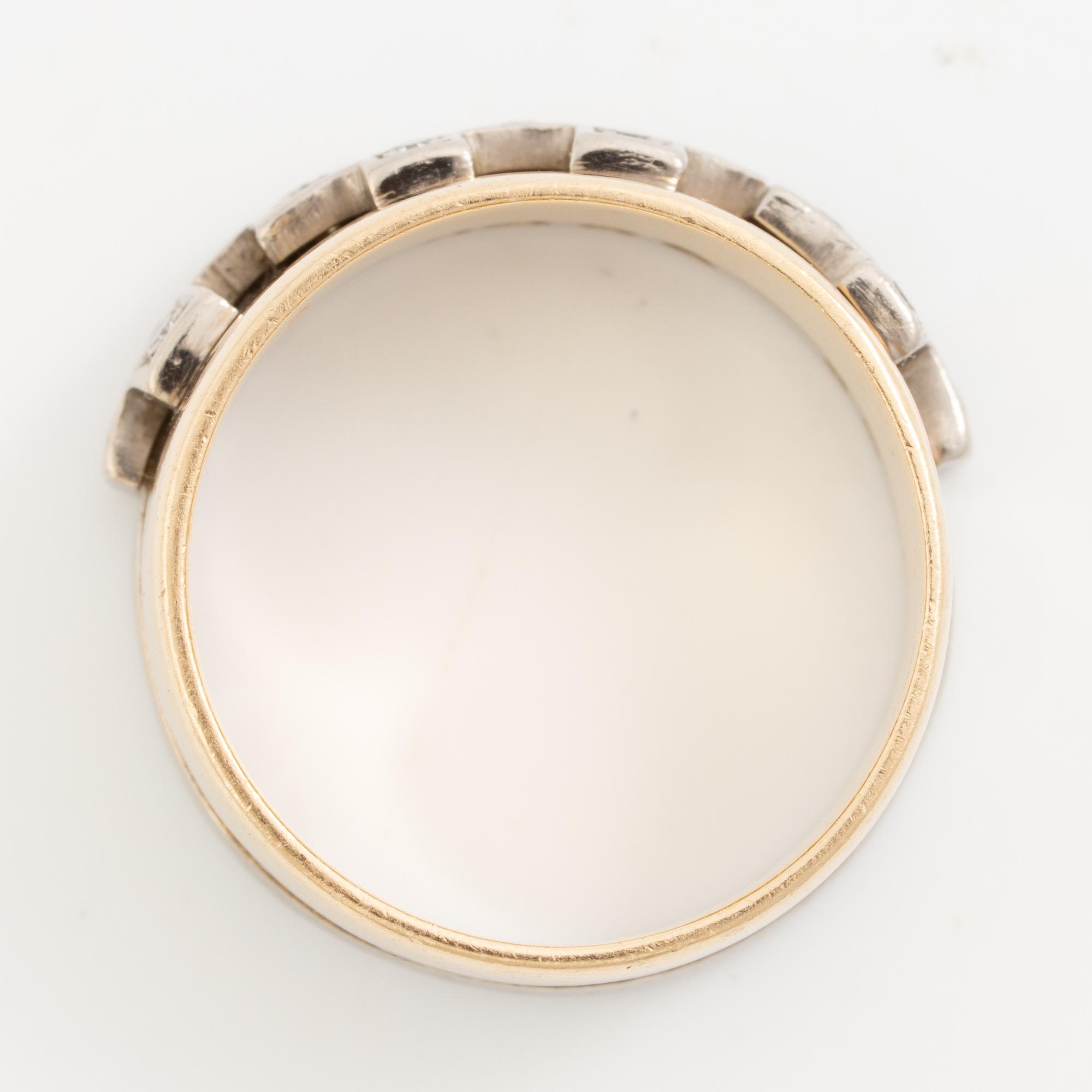 Claës E. Giertta, ring 18K guld och vitguld med runda briljant- och åttkantslipade diamanter.