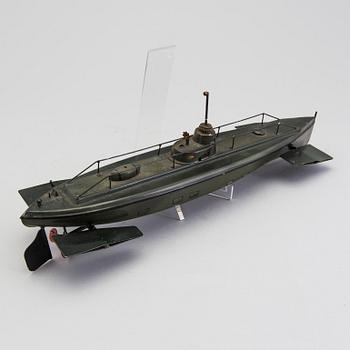 A tinplate Gebrüder Märklin 5081/41 submarine, Germany, 1910/20s.