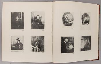 BÖCKER: Glaset Förr och Nu, Seitz, 1933. Die Radierungen Rembrandts, 1922. 2 volymer.