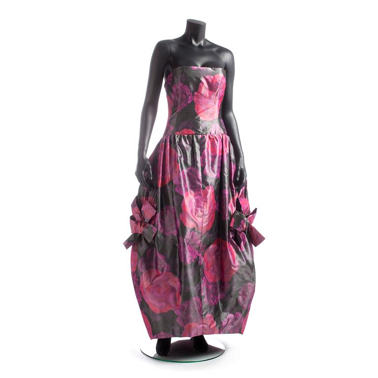 MÄRTHASKOLAN Franska avdelningen, aftonklänning, troligen 1960-tal.