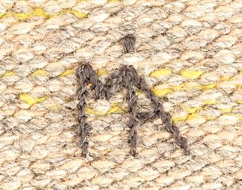 A 1950s Swedish flat weave carpet signed MÅ (Margareta Åkerberg) ca 460x201 cm.